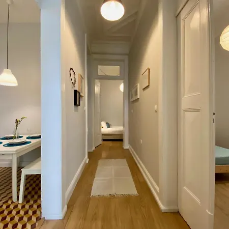 Apartment Pompeu Art Nouveau